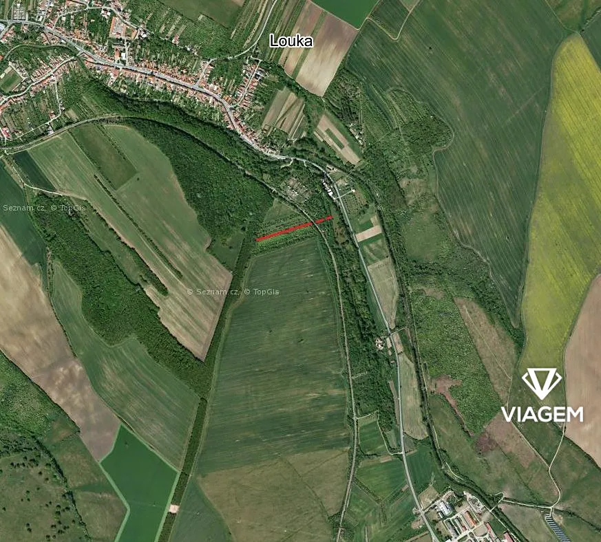 Prodej podílu 1/4 zahrady 352 m²